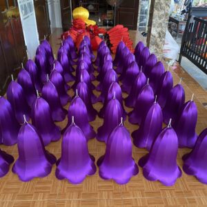 Đèn khung sắt