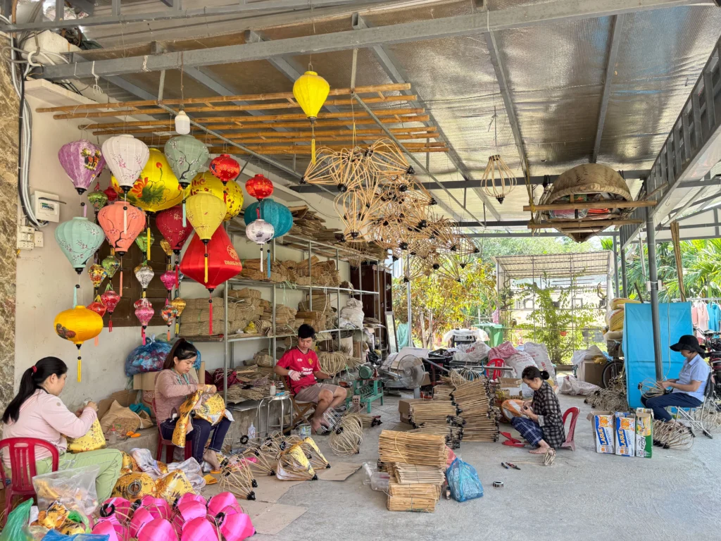 mua đèn lồng tại TPHCM