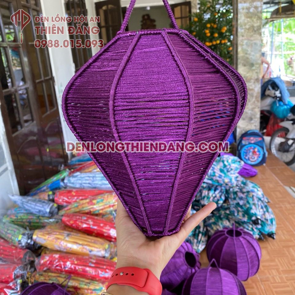 Đèn lồng khung sắt