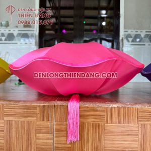 Đèn lồng khung sắt