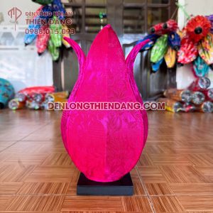 Đèn lồng khung sắt, thép