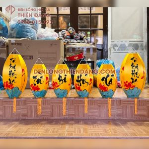 Đèn lồng trang trí chùa